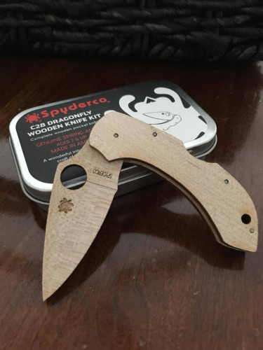 122 Spyderco Сувенирный (дерево) Dragonfly Wooden Kit фото 14